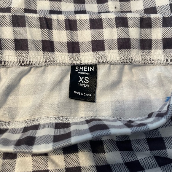 SHEIN Plaid Bodycon Mini Skirt NWOT Never Worn - Picture 2 of 2